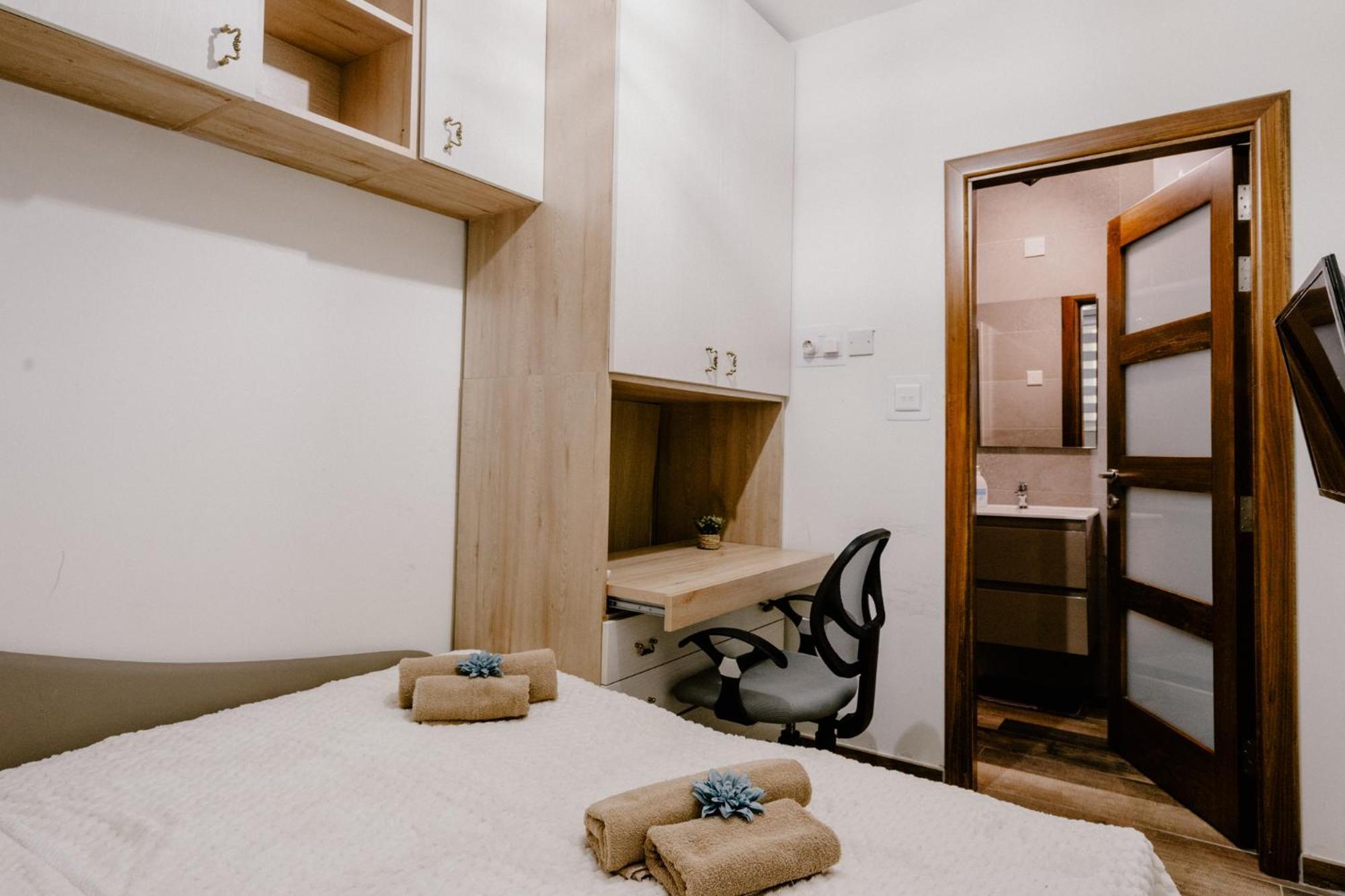 La88 Bayview Iii Apartment Sliema
